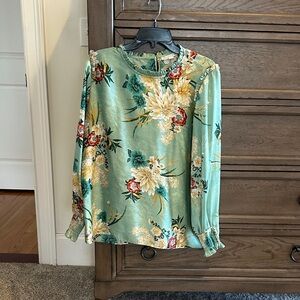 Elegant Floral Women's Blouse in Mint Green